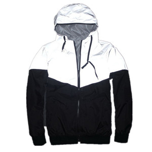 Jaket Lari Reflektif Pria Ringan Anti Angin Cepat Kering dengan Logo, Visibilitas Tinggi untuk Keamanan Malam Hari - Product Image 1