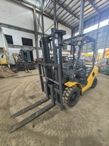 Buen estado Original Japón Komatsu FD30 Carretilla elevadora diesel usada 3 Ton Carretilla elevadora diesel de segunda mano Komatsu FD30 para la venta - Product Image 4