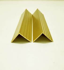 Producción eficiente Pasamanos de latón y tiras de suelo Metal de calidad de Thuan Thanh Dat Latón ¡Satisfacción garantizada! - Product Image 2