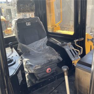 Bulldozer de orugas CAT D8R usado, 90% nuevo, maquinaria de construcción, bomba de motor, capacidad de nivelación de 4.2m, potencia de 150KW, probado y certificado, en stock. - Product Image 6