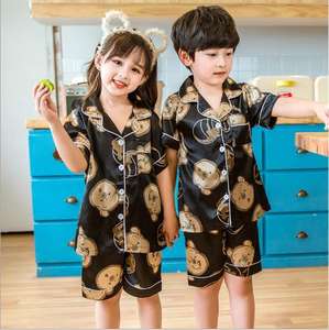 Conjunto de <span class=keywords><strong>pijama</strong></span> de verano para niños y niñas, ropa de casa de manga corta con estampado de seda de hielo - Product Image 6