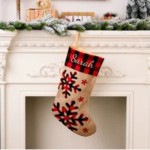 Calcetines Navideños de Lino con Monograma a Cuadros, Calcetines de Regalo de Navidad Personalizados con Diseño de Reno en Tela Negra y Roja - Product Image 2