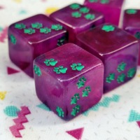 Dés de casino à 6 faces de couleur assortie dés de patte de chat 16mm pour Tenzi, Farkle, Yahtzee, Bunco ou enseignement des mathématiques