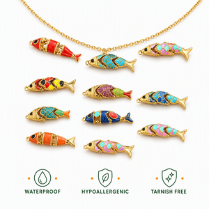 Breloques colorées en émail et acier inoxydable en forme de poisson rouge, mobiles, pour la <span class=keywords><strong>fabrication</strong></span> de bijoux (bracelets et colliers) en gros - Product Image 1