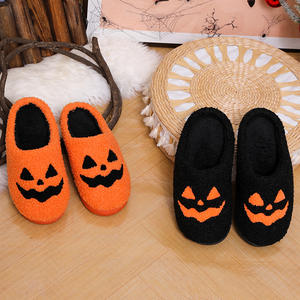 2025 regalo de Halloween mujeres hombres invierno interior casa cálido zapatillas Artificial felpa naranja <span class=keywords><strong>calabaza</strong></span> algodón zapatillas - Product Image 3