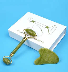 Set <span class=keywords><strong>de</strong></span> Masajeador Facial <span class=keywords><strong>de</strong></span> <span class=keywords><strong>Jade</strong></span> Verde <span class=keywords><strong>de</strong></span> Alta Calidad, Set <span class=keywords><strong>de</strong></span> Gua Sha <span class=keywords><strong>de</strong></span> <span class=keywords><strong>Cuarzo</strong></span> <span class=keywords><strong>Rosa</strong></span>, <span class=keywords><strong>Rodillo</strong></span> <span class=keywords><strong>de</strong></span> <span class=keywords><strong>Jade</strong></span> con Caja, Herramienta <span class=keywords><strong>de</strong></span> Masaje para Cuello - Product Image 5