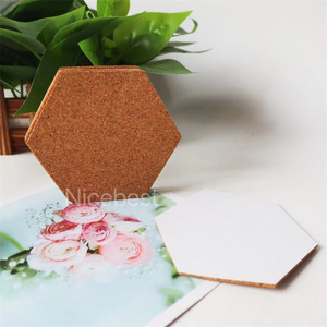 Feuilles <span class=keywords><strong>de</strong></span> support en <span class=keywords><strong>liège</strong></span> rondes carrées personnalisées, sous-verres en bois bricolage arrière solide mur en <span class=keywords><strong>liège</strong></span> cercle carreaux tapis auto-adhésif en <span class=keywords><strong>liège</strong></span> - Product Image 4