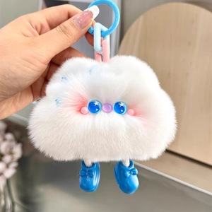 Real nutria conejo piel pequeña nube colgante llavero lindo correr felpa llavero paquete colgante - Product Image 4