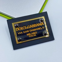 Écussons personnalisés écologiques, logo métallique 3D en relief, bord découpé au laser, impression numérique sérigraphiée, étiquette de vêtement carrée en rouleau pour
