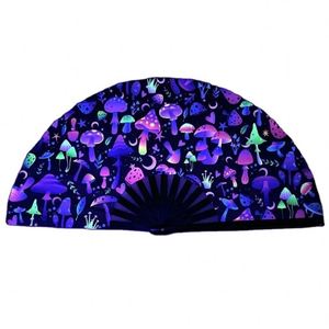 Abanico Plegable de Bambú Grande de 13 Pulgadas con Impresión Personalizada y Luz UV Holográfica, Accesorio para Fiestas y Festivales, Ideal para Regalo - Product Image 1