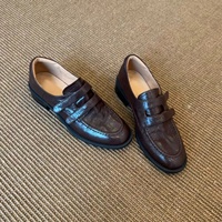 Mocassins plissés rétro style britannique pour femme, nouvelle collection automne 2026, bout rond, talon épais, coutures, à enfiler, polyvalents, décontractés, en cuir