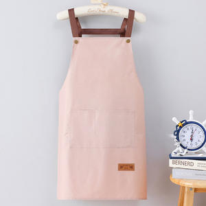 Grembiule Impermeabile e Antimacchia con Bretelle in PVC Stampato, Moderno e Oversize per Uomo e Donna - Product Image 6