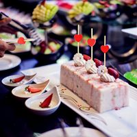 100 stuks bamboe biologisch afbreekbare hartvormige fruitprikkers met aangepast patroon, feest- en bruiloftaccessoires