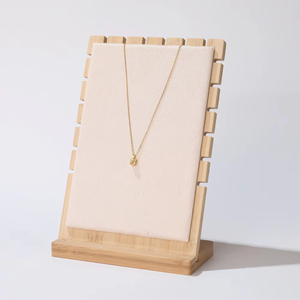 Tablero rectangular alto de madera tapizado en terciopelo para exhibir collares, con múltiples ranuras para colgar, para escaparates de tiendas. - Product Image 4