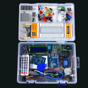 Arduino UNO R3 용 최신 RFID 스타터 키트 업그레이드 버전 소매 상자가있는 학습 제품군