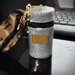 Borsa per il trucco in pelle per smalto per unghie con profumo di nuova borsa di design - Product Image 5