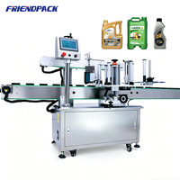 Machine d'étiquetage verticale UPK haute précision pour bouteilles de détergent, bouteilles d'huile d'olive, et bidons carrés de 25 L