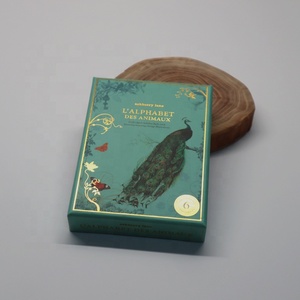 การ์ดกระดาษแข็งหนาขนาดจัมโบ้ พิมพ์ลายฟอยล์ทั้งสองด้าน บรรจุในสายรัดกระดาษ - Product Image 6