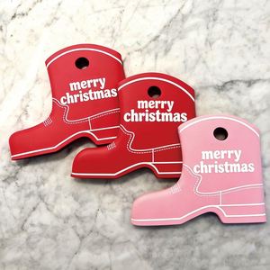 En stock : Refroidisseur de canettes personnalisé en forme de botte de Noël, pour fêtes de Noël et de baby shower, cadeaux et souvenirs de bienvenue pour bébés - Product Image 1