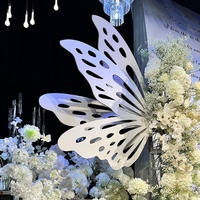 Décoration de mariage en forme d'ailes de papillon creuses, accessoires de vitrine faits à la main, ailes de papillon en carton, guide d'allée, toile de fond de scène