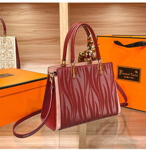 New Fashion Designer Crossbody Bags High Quality PU <b>Leather</b> Shoulder Messenger Bag Casual Totes Luxury Women Handbags and <b>Purses</b> - Product Image 3