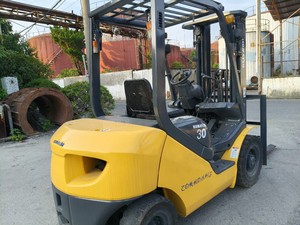 מלאי בשימוש <span class=keywords><strong>komatsu</strong></span> 3 טון מלגזה חשמלי <span class=keywords><strong>30</strong></span> 4 מטר להרים קיבולת תורן הידראולי 5 מיכל אביזר לבנייה - Product Image 3