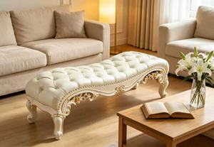 Banco Tapizado de Lujo Color Crema, Otomana de Madera Tallada Estilo Rococó Francés con Detalles en Dorado para Dormitorio - Product Image 5