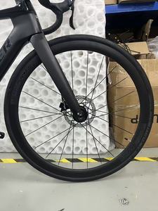 Bicicleta de Carretera de Fibra de Carbono TWITTER, Eje Pasante, Freno de Disco, 24 Velocidades, Cortavientos, de Carreras, 56 cm, con o sin Modelo Estándar - Product Image 5