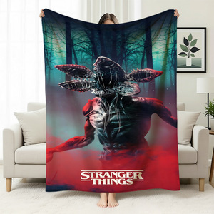 <span class=keywords><strong>Couverture</strong></span> en polaire <span class=keywords><strong>Stranger</strong></span> <span class=keywords><strong>Things</strong></span>, <span class=keywords><strong>couverture</strong></span> multifonctionnelle pour canapé, <span class=keywords><strong>couverture</strong></span> en polaire imprimée numériquement - Product Image 1