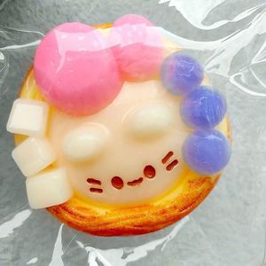 ของเล่นบีบลดความเครียดรูปแมวทาร์ต TPR Taba Squishy ของเล่นยอดฮิตใน TikTok ทำจากวัสดุ TPR ของเล่นบีบคลายเครียดรูปอาหาร - Product Image 2