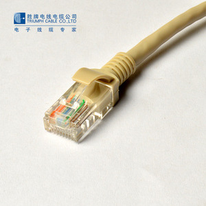 Precio de fábrica CAT5E red plana <span class=keywords><strong>Cable</strong></span> de parche <span class=keywords><strong>RJ45</strong></span> <span class=keywords><strong>con</strong></span> color opcional - Product Image 1