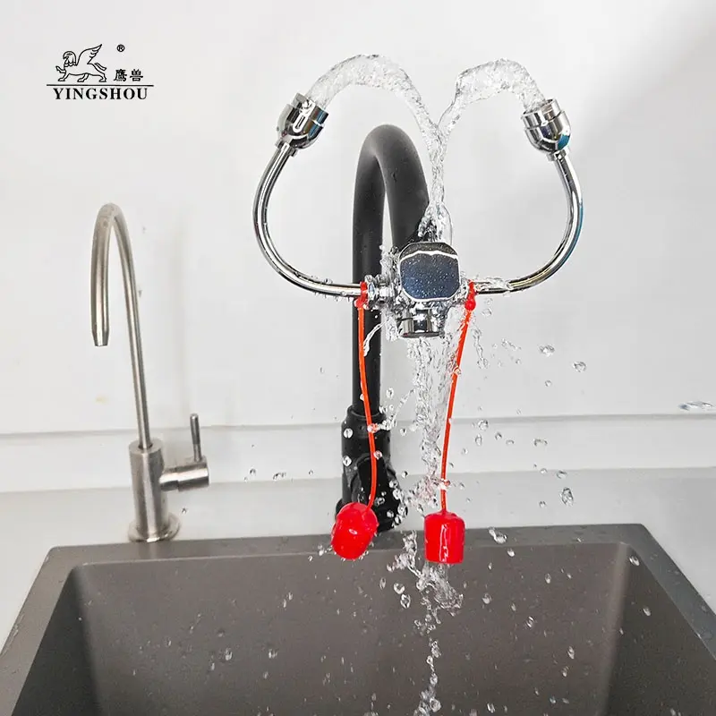 Kaplama işlemi göz yıkama çift kullanımlı musluk lavabo için acil göz yıkama istasyonları monte