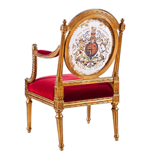 Poltrona Classica di Lusso Personalizzabile in Mogano Fatta a Mano con Vernice a Foglia d'Oro e <span class=keywords><strong>Spugna</strong></span> ad Alta Resilienza <span class=keywords><strong>per</strong></span> Hotel, Sala da Pranzo e Soggiorno - Product Image 4