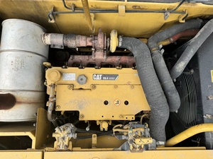 Excavadora Hidráulica de Orugas Caterpillar 320D Usada Original de Japón, 2023, 20 Toneladas, en Venta - Product Image 3