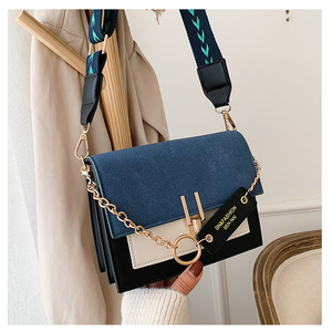 Borsa a Catena alla Moda 2023 Nuova Borsa Firmata per Ragazze Borsa Popolare per Giovani Donne - Product Image 1