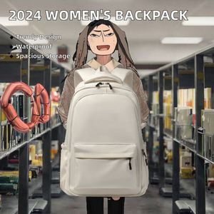 Mochila antirrobo de última tendencia con doble correa de hombro en contraste de color, diseño único con borla y cremallera. - Product Image 3