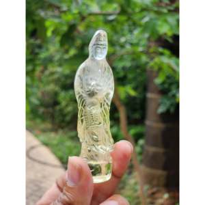 Escultura de Kwan Yin en Citrino, una Fusión Divina de Compasión, Confianza y Prosperidad para tu Espacio Sagrado - Product Image 1