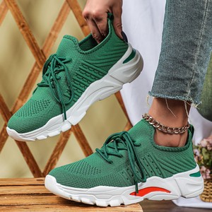 <span class=keywords><strong>รองเท้า</strong></span>วิ่งตาข่ายถักแบบผูกเชือกสำหรับผู้หญิง, <span class=keywords><strong>รองเท้า</strong></span>วิ่งน้ำหนักเบาระบายอากาศได้ดีสวมใส่สบายสำหรับคู่รักทำกิจกรรมกลางแจ้ง - Product Image 4