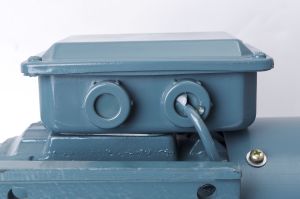 고출력 4KW 5.5hp YE3-112M-2 3 상 AC 유도 모터 내구성 낮은 소음 효율적인 4hp 전기 모터 가격 - Product Image 2