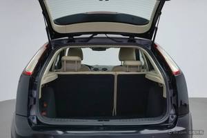 Voiture d'occasion 2011 <span class=keywords><strong>Ford</strong></span> <span class=keywords><strong>Focus</strong></span> Hatchback Compact Classic 1,8 L manuelle automatique avec sièges en cuir pour les voyages en famille - Product Image 6