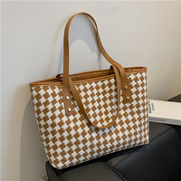 Bolsos de hombro a cuadros tejidos para mujer, bolsos de mano informales Vintage, bolso elegante con textura tierna, gran capacidad, en relieve, clásico, Diario, versátil