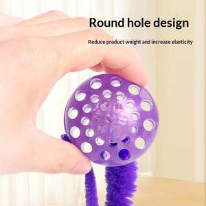 Balle rebondissante pour animaux de compagnie, jouet à mâcher durable, balle interactive rebondissante en caoutchouc, balle à lancer avec trous, jouet à mâcher pour chat - Product Image 3