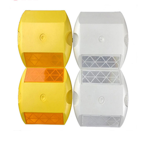 Perno stradale in plastica autostrada/marcatore per pavimentazione rialzato/<span class=keywords><strong>occhi</strong></span> <span class=keywords><strong>di</strong></span> <span class=keywords><strong>gatto</strong></span> riflettore Road Cat eye - Product Image 1