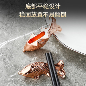 ที่วางตะเกียบรูปปลาสีทอง อลูมิเนียมอัลลอยด์ สำหรับโรงแรม ร้านอาหาร ชุด 6 ชิ้น พร้อมกล่องสี - Product Image 3