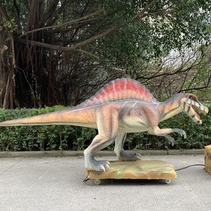 Scultura Animatronica Realistica di Spinosauro in Silicone, Esposizione Personalizzata per Musei Naturalistici, Luoghi Panoramici ed Eventi - Product Image 6