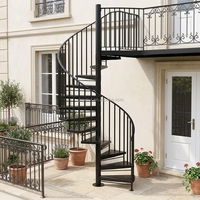 Escalier en spirale extérieur moderne de haute qualité, design en fer forgé avec rampe en fer forgé pour villa et appartement