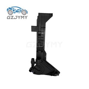 17111436250 piezas de automóviles <span class=keywords><strong>soporte</strong></span> de placa de montaje del tanque de expansión del refrigerante para BMW E46(03-04) E46(00-04) - Product Image 1