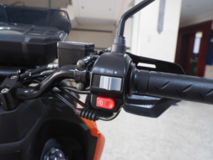 Scooter à essence noir certifié 150cc/200cc, nouveau design, système EFI, refroidissement par air, haut-parleur MP3, frein à disque, prix abordable, TK3D - Product Image 3