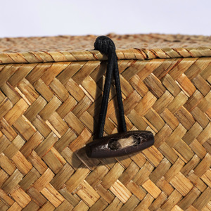 Natural Seagrass Woven <strong>Square</strong> <strong>Storage</strong> <strong>Basket</strong> Lid Handmade Multifunctional Gift <strong>Basket</strong> Small Item Packaging Box Home Organization - Product Image 4
