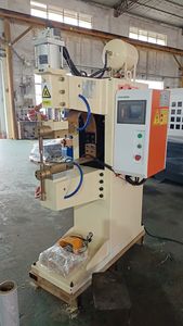 Soudeuse <span class=keywords><strong>par</strong></span> points à courant continu à onduleur TMF MF 1-4 kHz avec contrôle <span class=keywords><strong>par</strong></span> retour d'information haute fréquence pour connecteurs électroniques de capteurs de dispositifs médicaux - Product Image 3